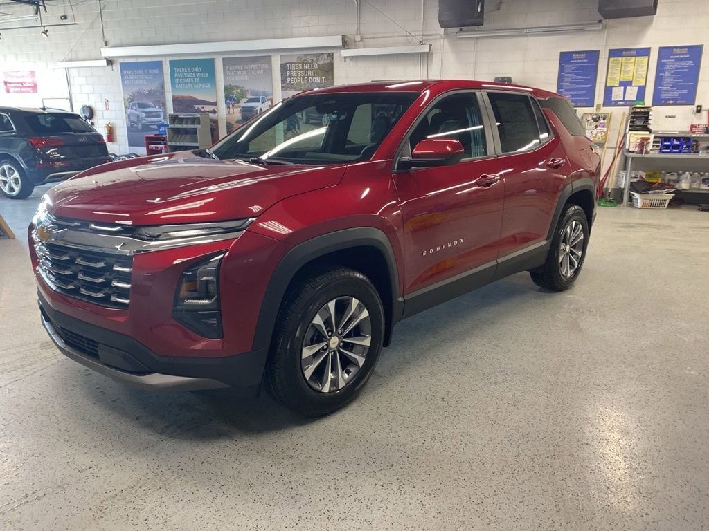 New 2026 Chevrolet Equinox LT SUV