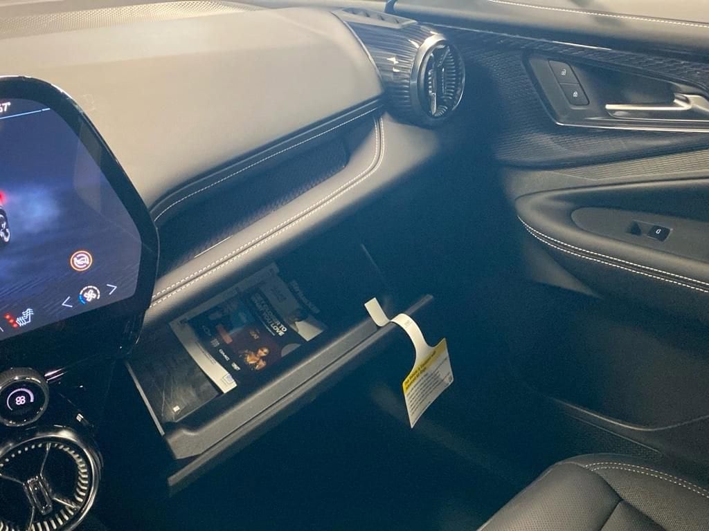 2025 Chevrolet Blazer EV LT - Photo 33