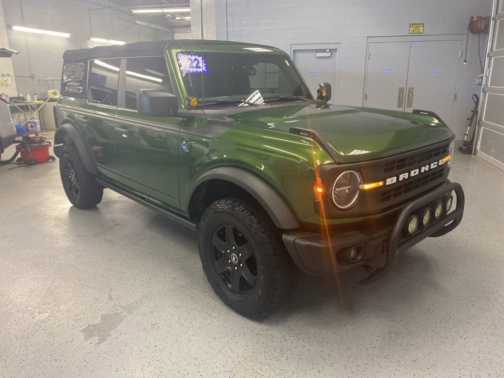 2022 Ford Bronco Black Diamond Advanced 4WD 4-door's photo