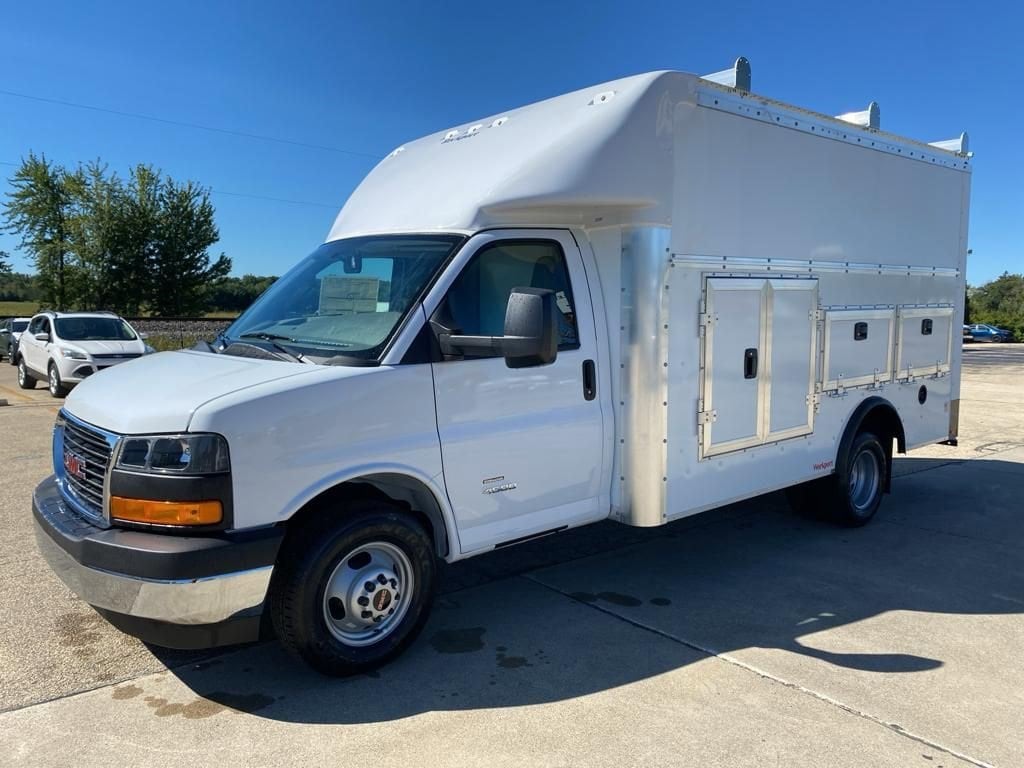 New 2025 GMC Savana Cutaway 4500 2WT Cutaway Van