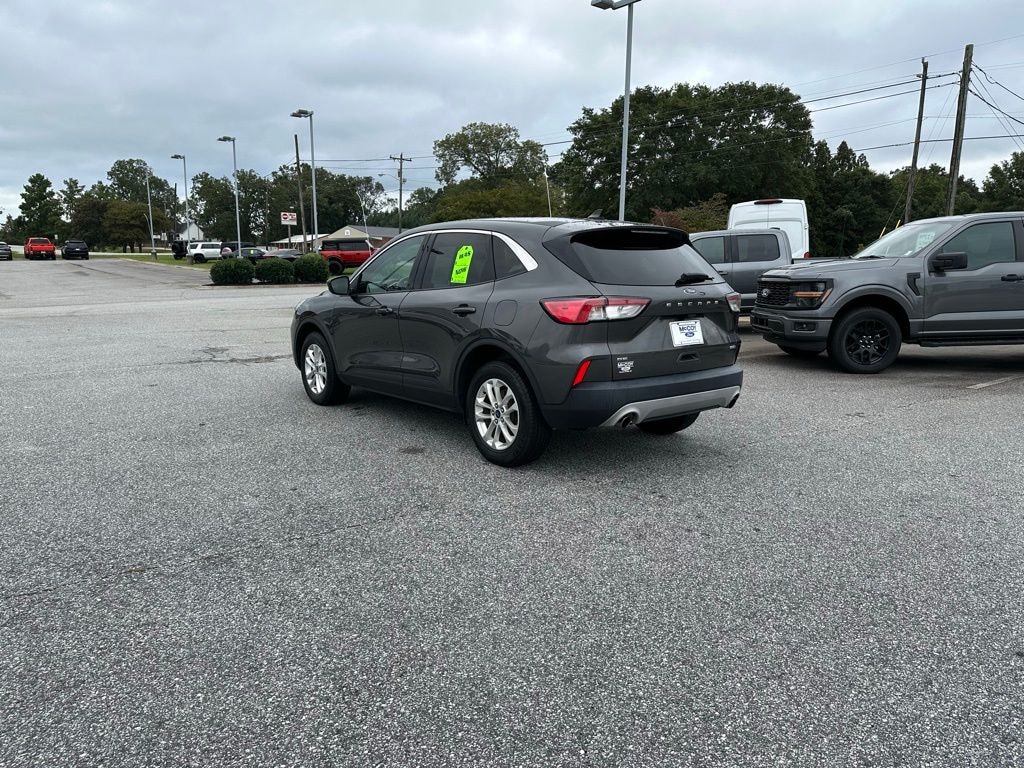 Used 2020 Ford Escape SE SUV