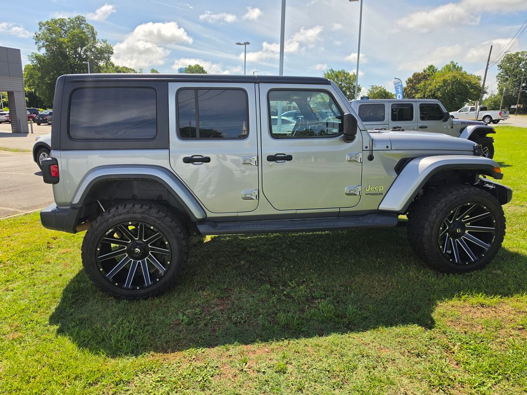 2020 Jeep Wrangler Unlimited Sahara - Photo 6