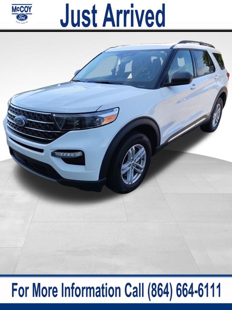 2022 Ford Explorer XLT 4WD's photo
