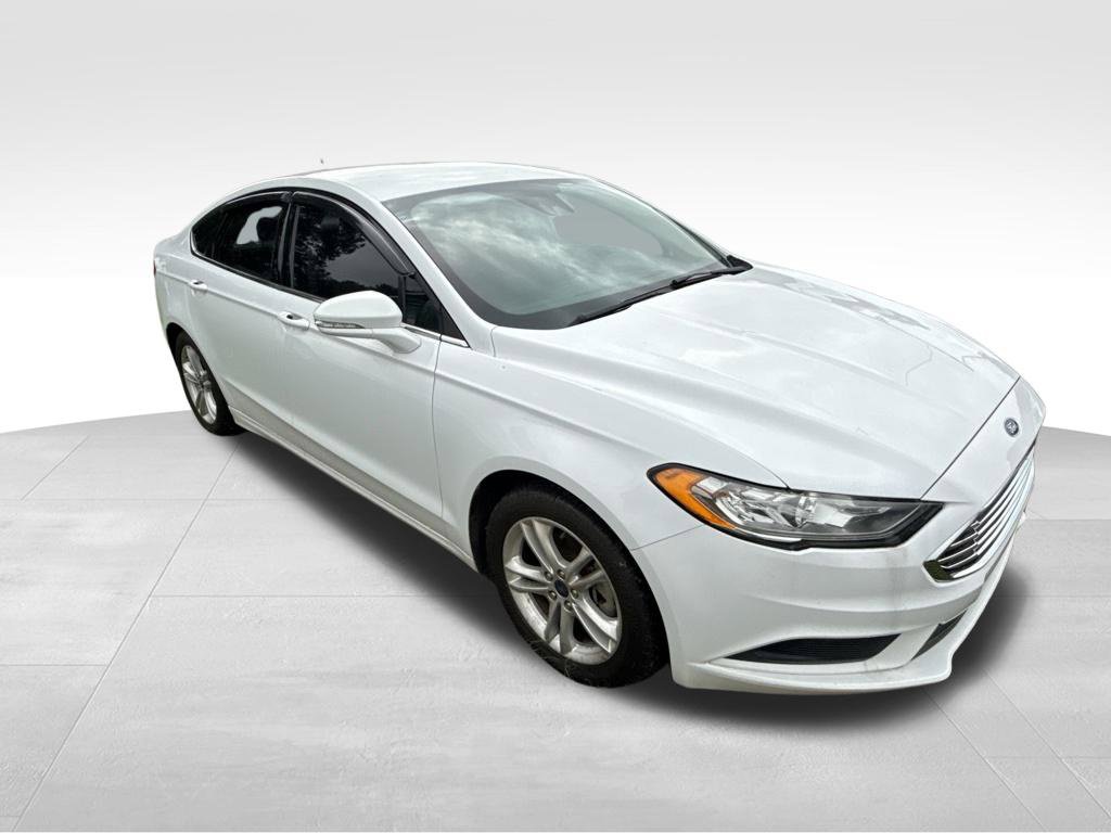 Used 2014 Ford Fusion SE Sedan