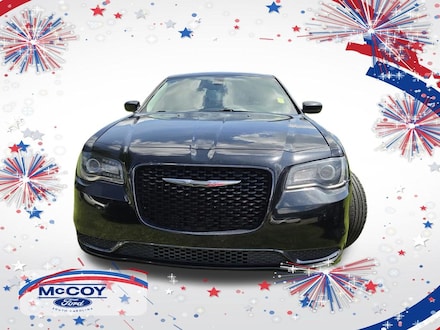 2018 Chrysler 300 Touring Sedan