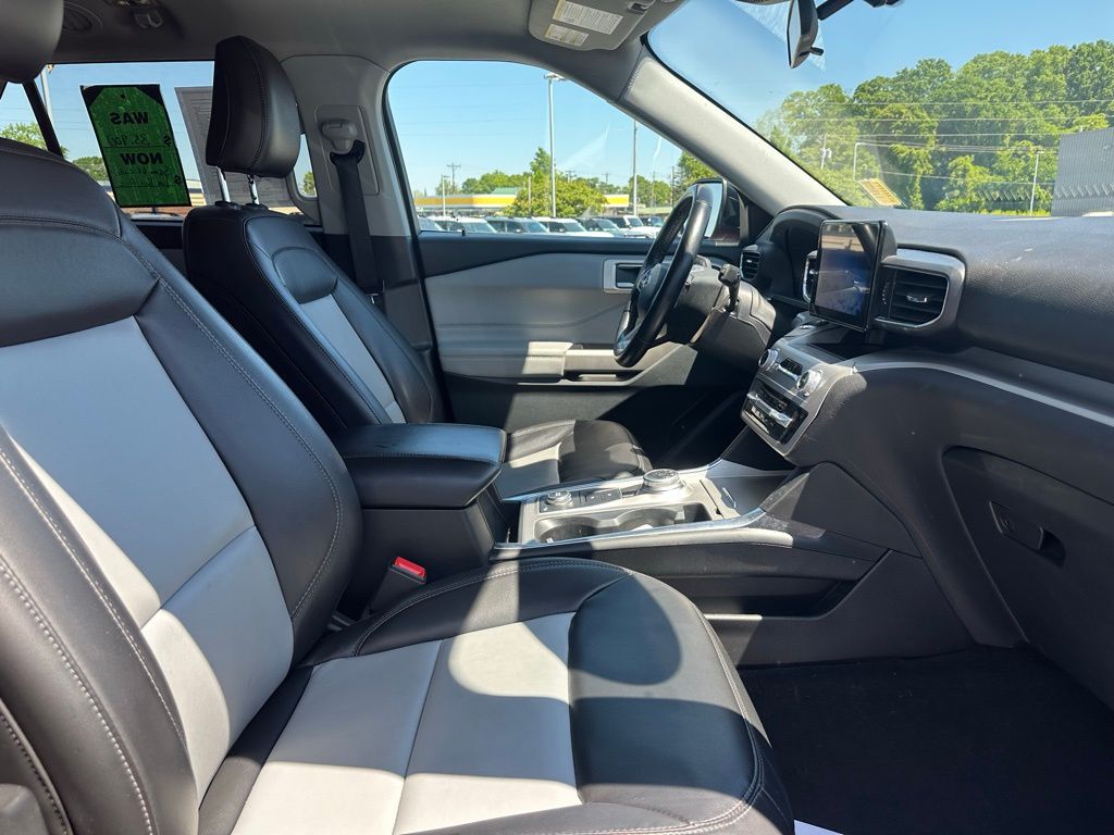 2022 Ford Explorer XLT - Photo 12