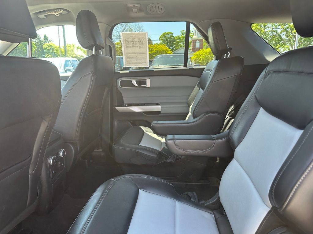 2022 Ford Explorer XLT - Photo 14