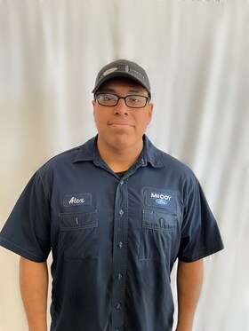 Staff member Alex  from ID_5b3353