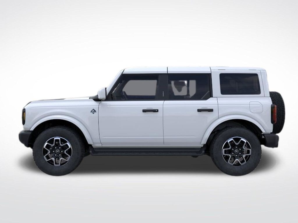 New 2026 Ford Bronco Outer Banks SUV