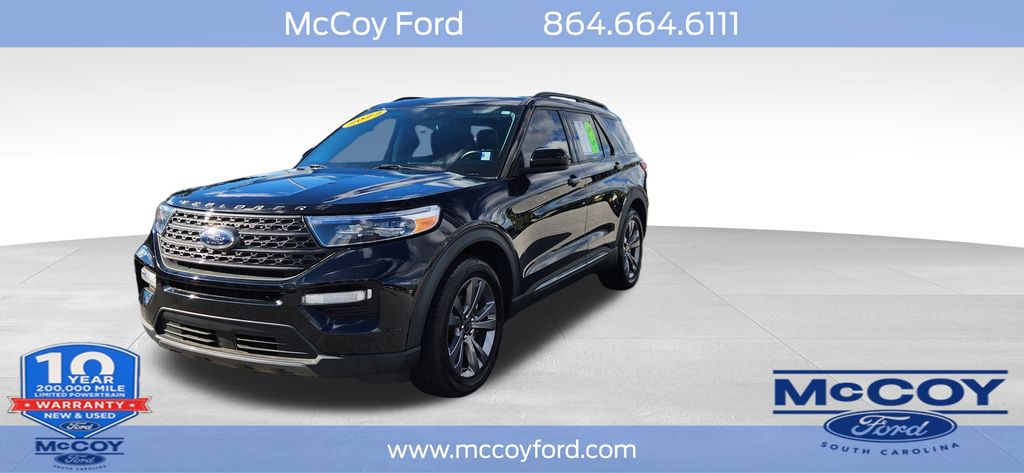 2022 Ford Explorer XLT's photo