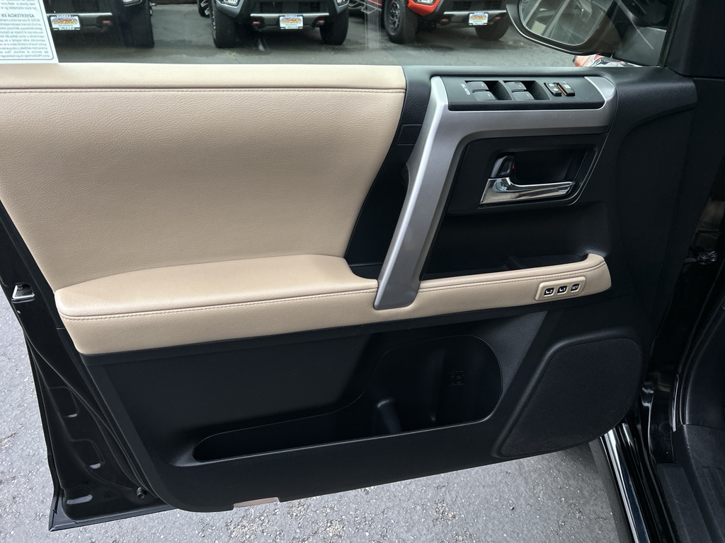 2022 Toyota 4Runner Limited - Photo 12