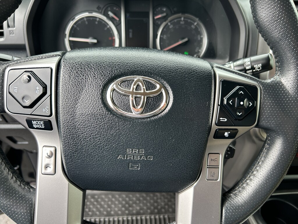 2022 Toyota 4Runner Limited - Photo 13