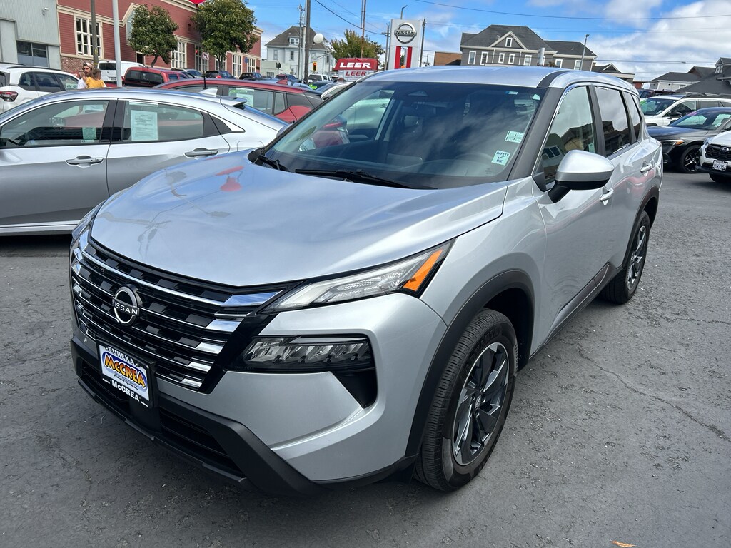 Used 2025 Nissan Rogue SV SUV