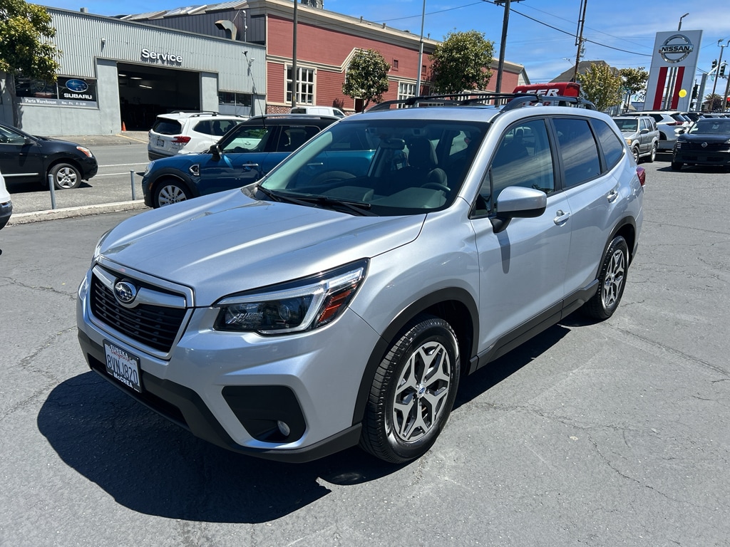 2021 Subaru Forester Premium's photo