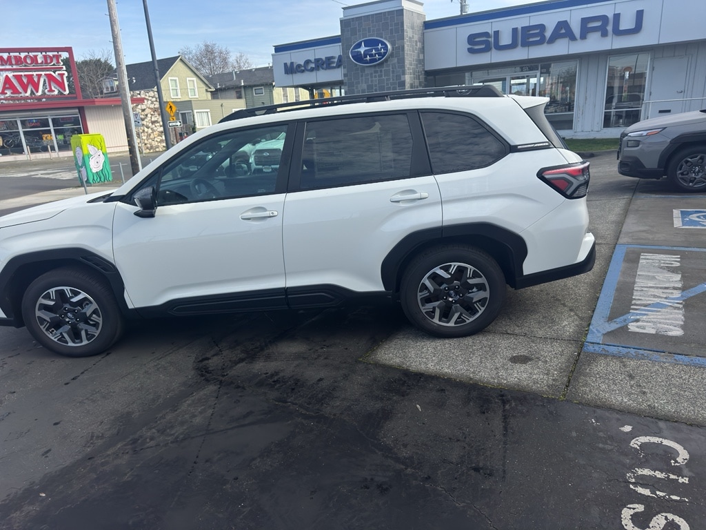 2026 Subaru Forester Premium - Photo 8