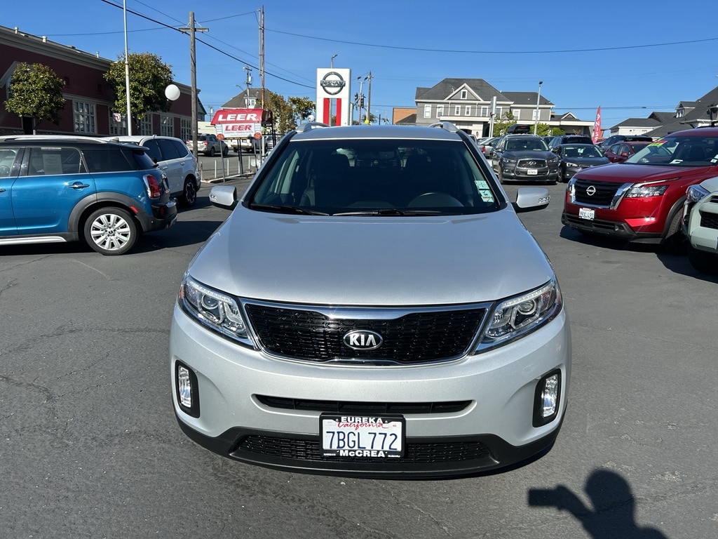 Used 2014 Kia Sorento EX with VIN 5XYKUDA7XEG443130 for sale in Eureka, CA