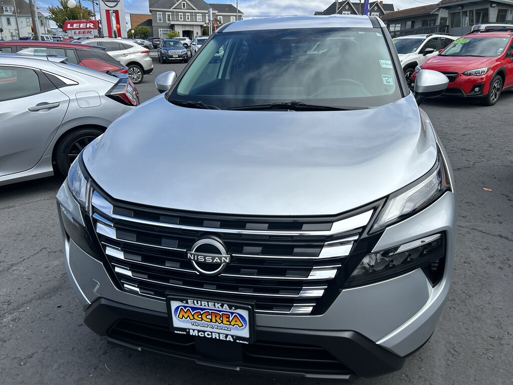 Used 2025 Nissan Rogue SV SUV