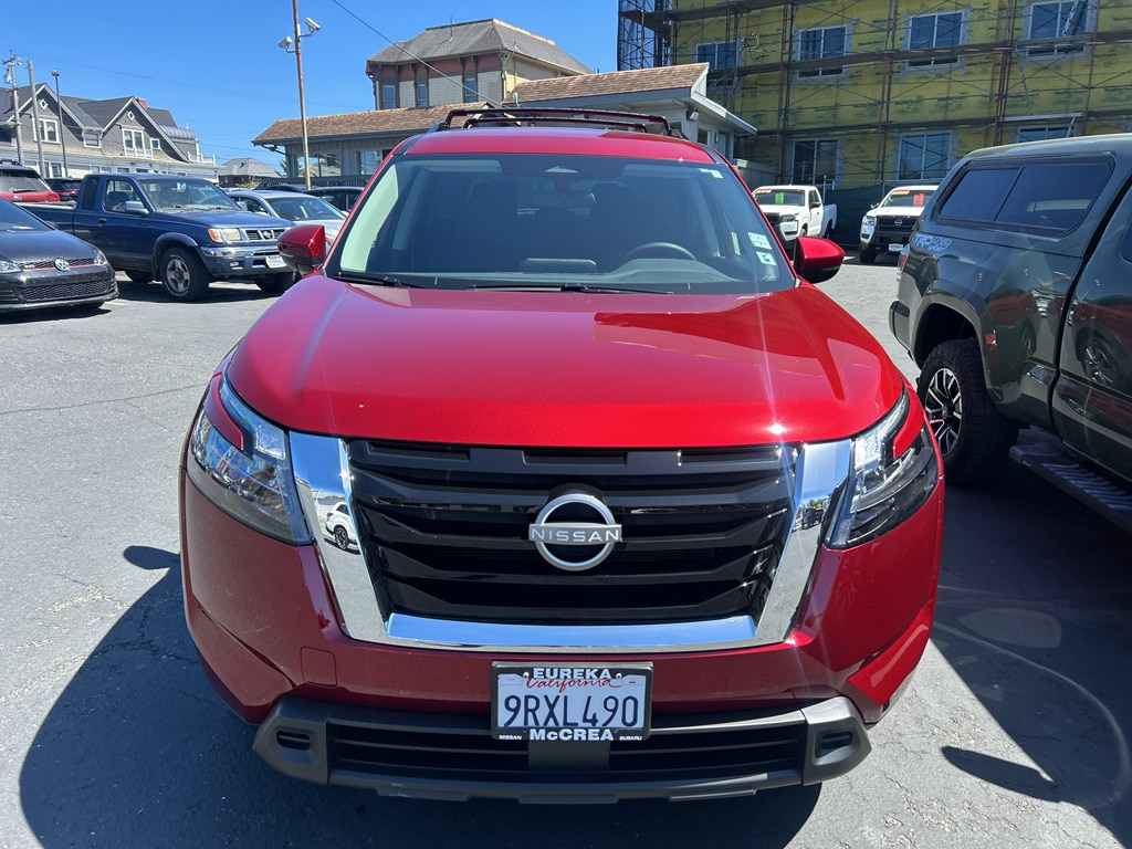 Used 2024 Nissan Pathfinder SV SUV