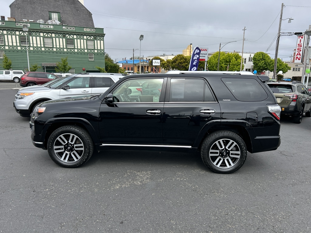 2022 Toyota 4Runner Limited - Photo 8