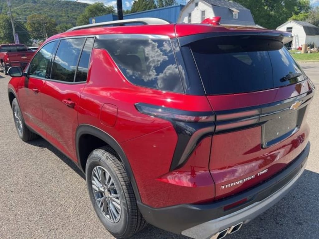 New 2026 Chevrolet Traverse LT SUV