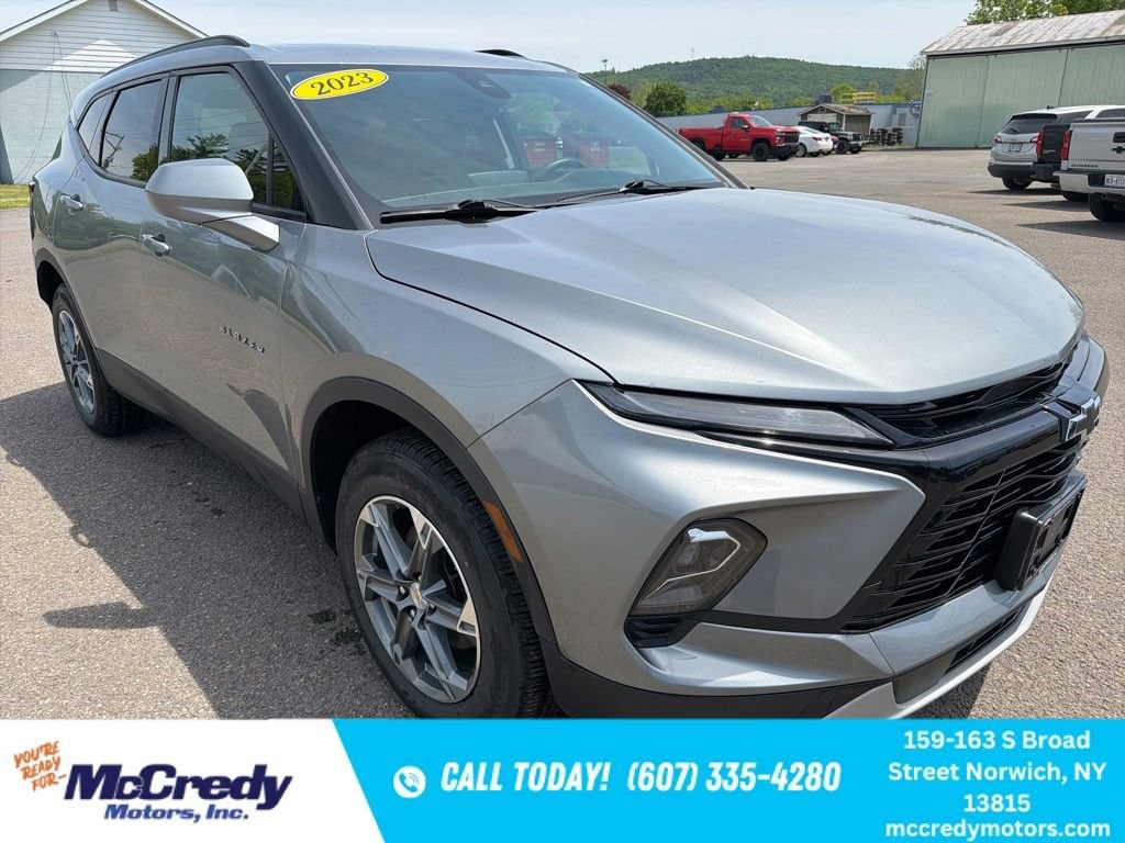 2023 Chevrolet Blazer 2.0T 2LT AWD's photo