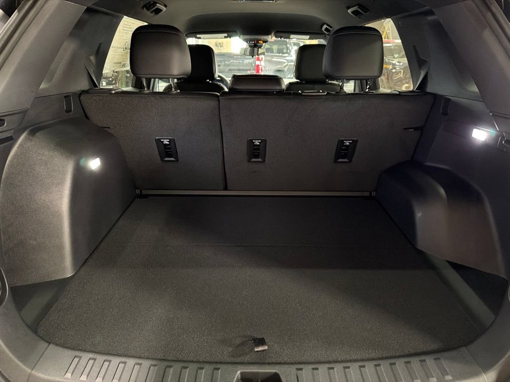2027 Chevrolet Equinox LT - Photo 21