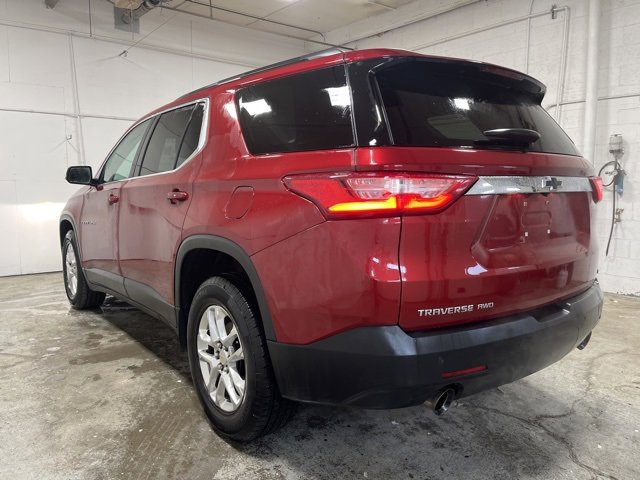 Used 2019 Chevrolet Traverse 1LT with VIN 1GNEVGKW4KJ206878 for sale in Norwich, NY