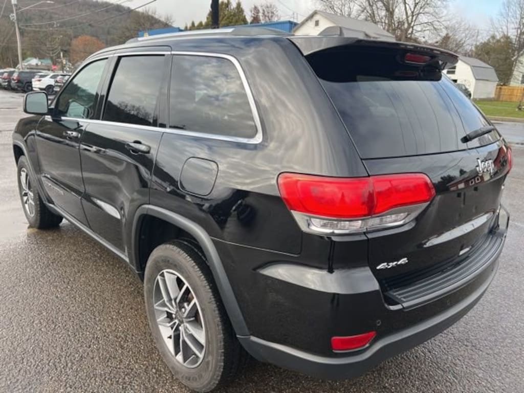 Used 2019 Jeep Grand Cherokee Laredo E