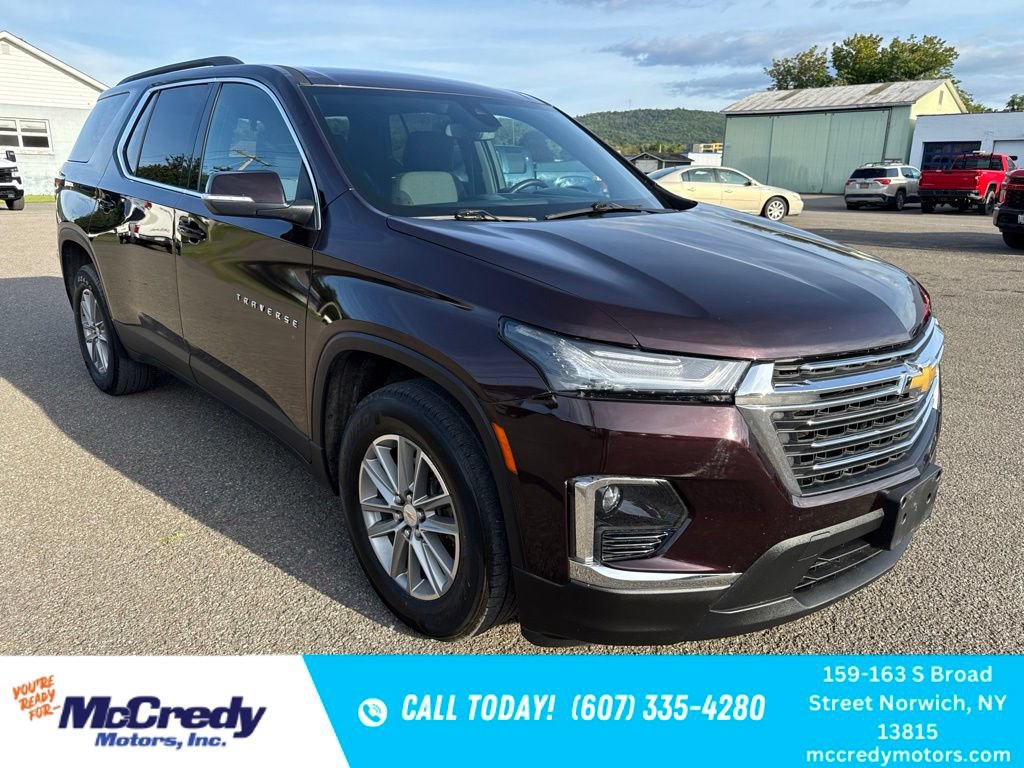 Used 2023 Chevrolet Traverse LT Cloth SUV