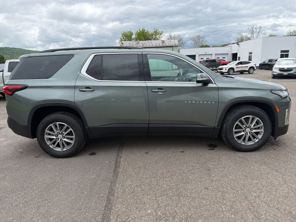 2023 Chevrolet Traverse 1LT - Photo 7