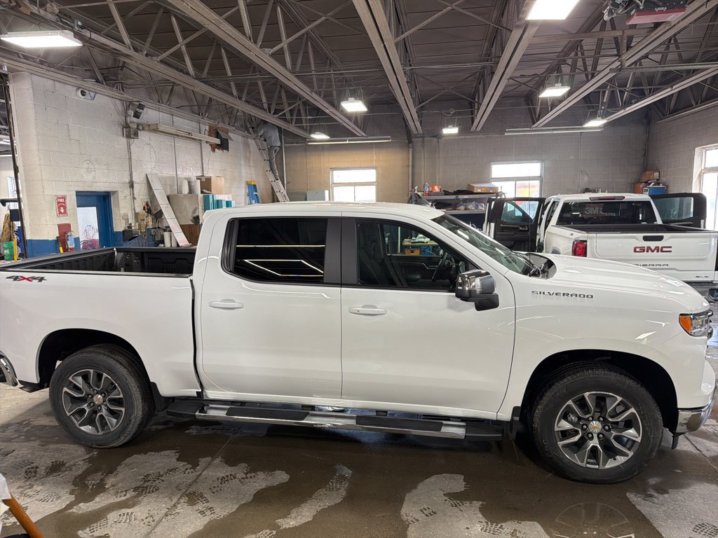 2026 Chevrolet Silverado 1500 LT - Photo 8