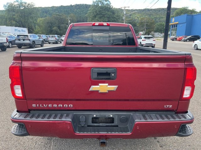 2018 Chevrolet Silverado 1500 LTZ photo 4