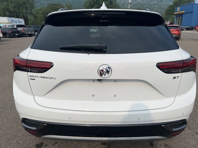 2022 Buick Envision Essence photo 4