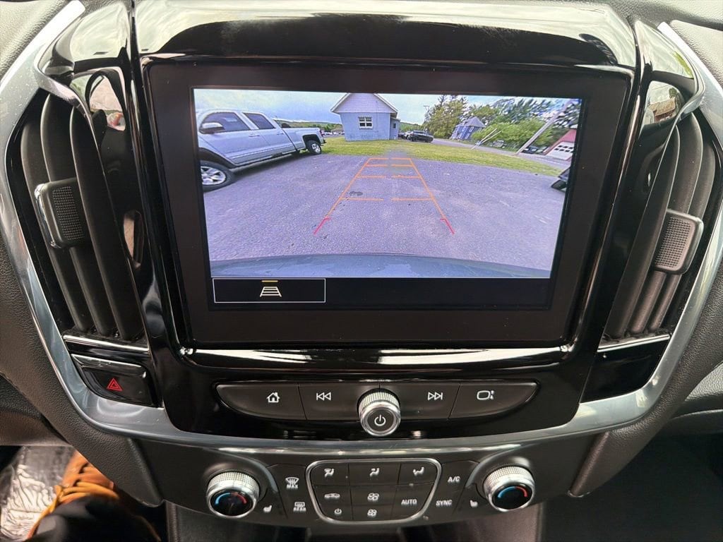 2023 Chevrolet Traverse 1LT - Photo 15