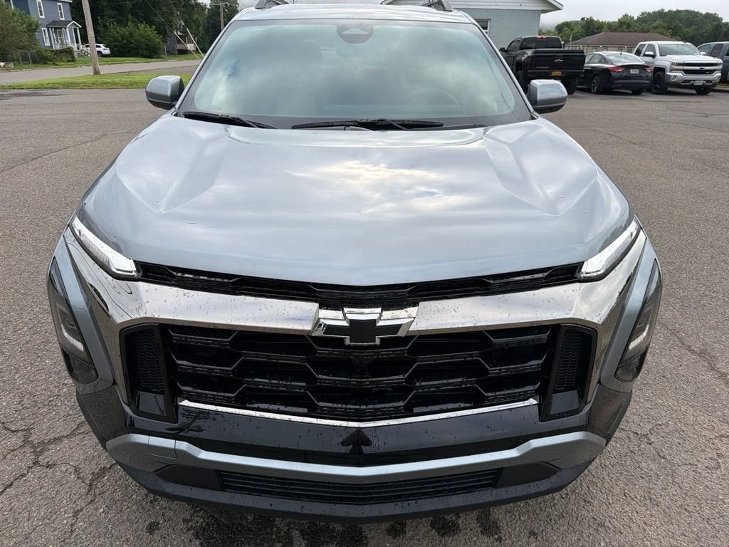 2027 Chevrolet Equinox ACTIV - Photo 2