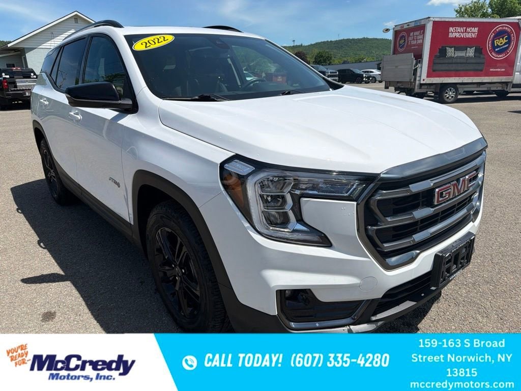 2022 GMC Terrain AT4 AWD's photo