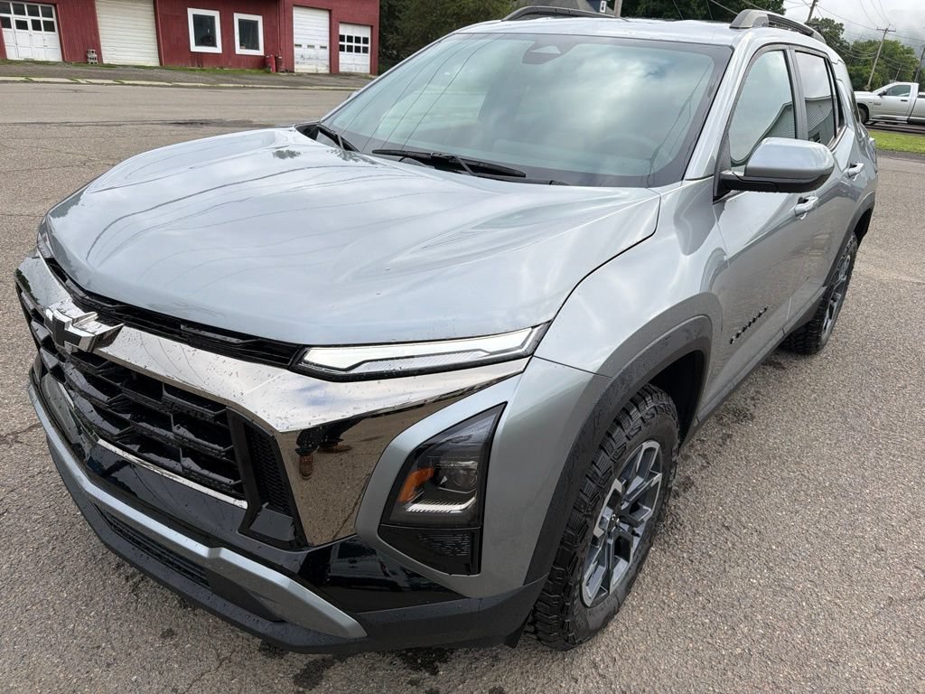 2027 Chevrolet Equinox ACTIV - Photo 3