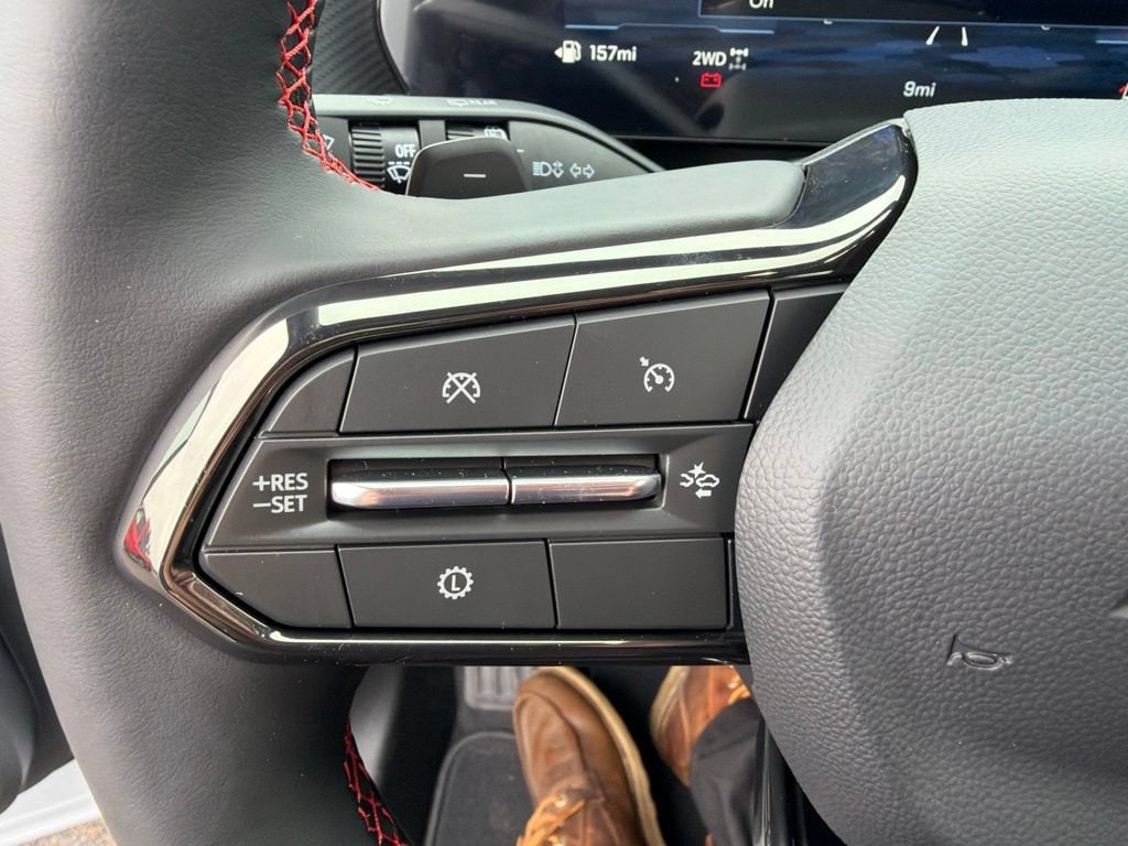 2027 Chevrolet Equinox RS - Photo 6