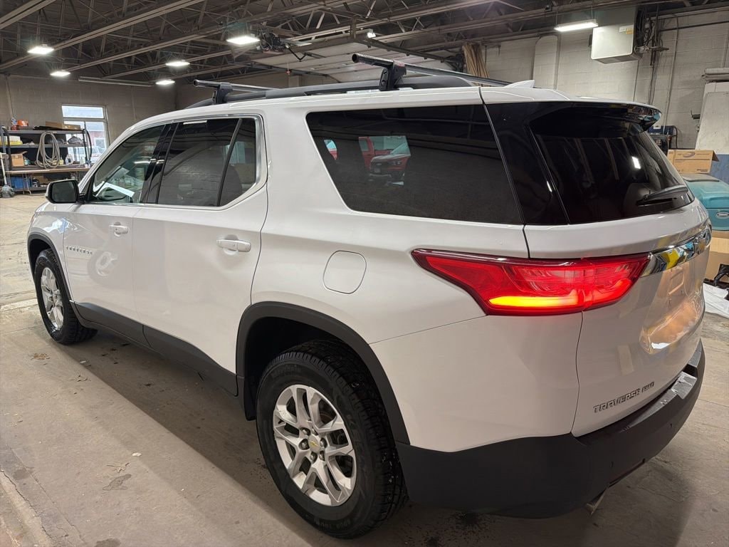 Used 2020 Chevrolet Traverse LT Cloth SUV