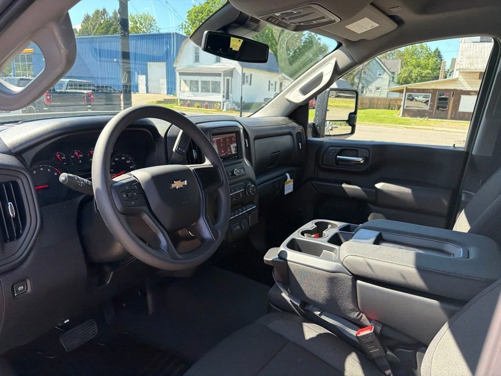 2026 Chevrolet Silverado 2500 HD Custom - Photo 9