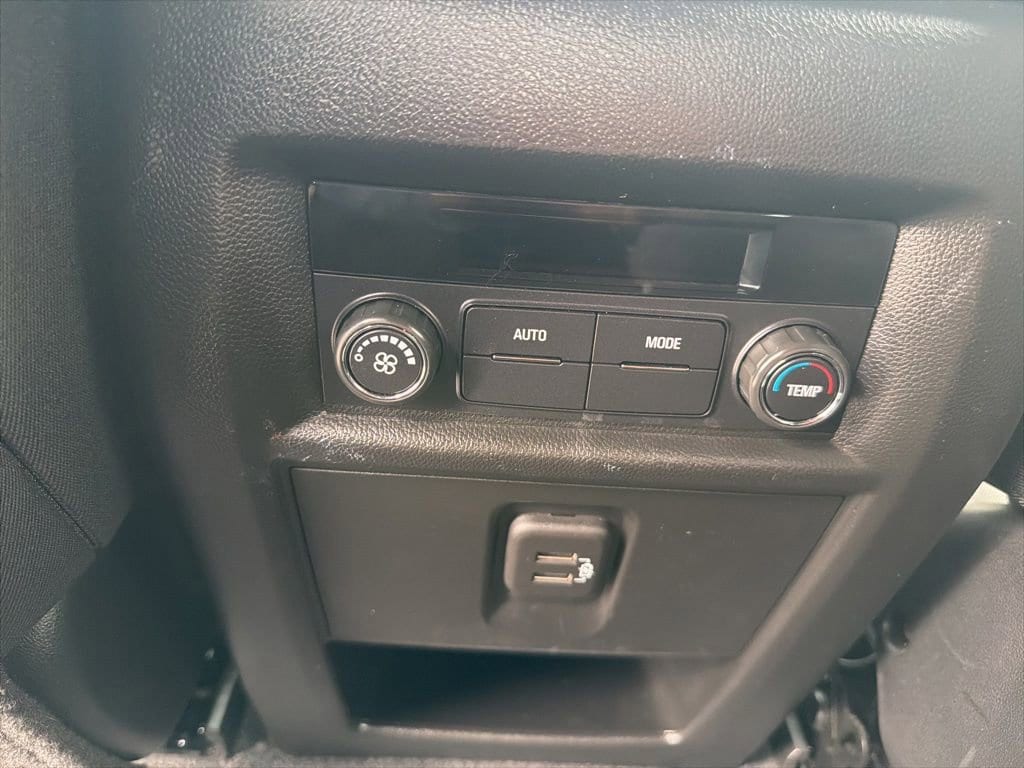 2023 Chevrolet Traverse 1LT - Photo 20