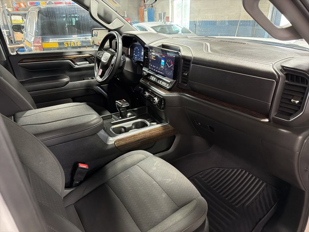 2024 GMC Sierra 1500 Elevation - Photo 20