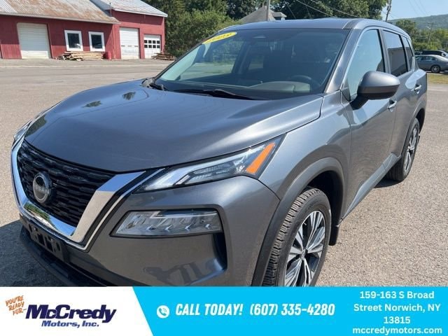 2023 Nissan Rogue SV's photo