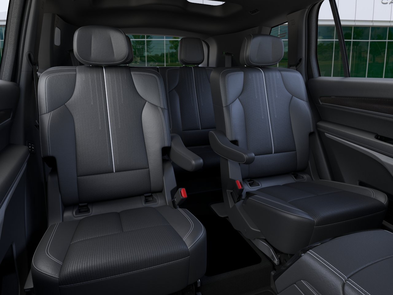 2026 Cadillac VISTIQ Sport - Photo 17