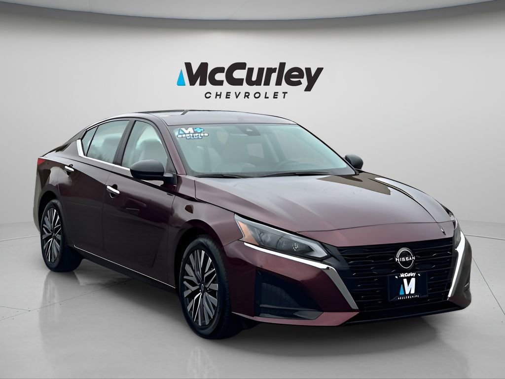 2024 Nissan Altima SV