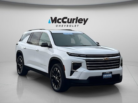 2025 Chevrolet Traverse LT SUV