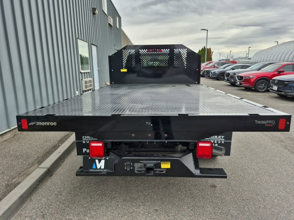 2025 Chevrolet Silverado 3500HD Work Truck photo 4