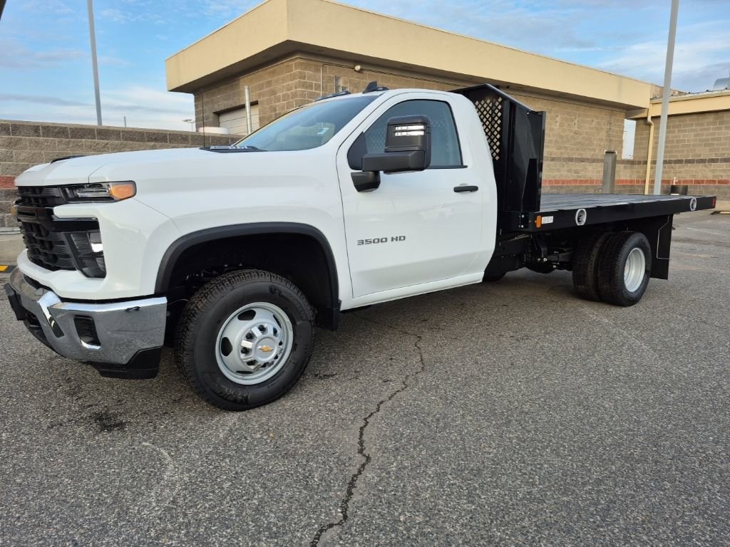 2025 Chevrolet Silverado 3500HD Work Truck's photo