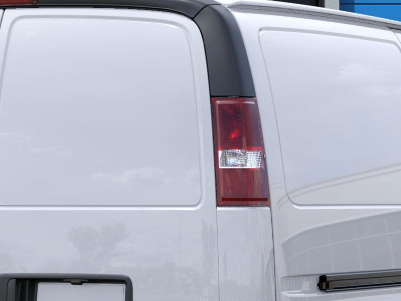 2025 Chevrolet Express Cargo Work Van - Photo 11