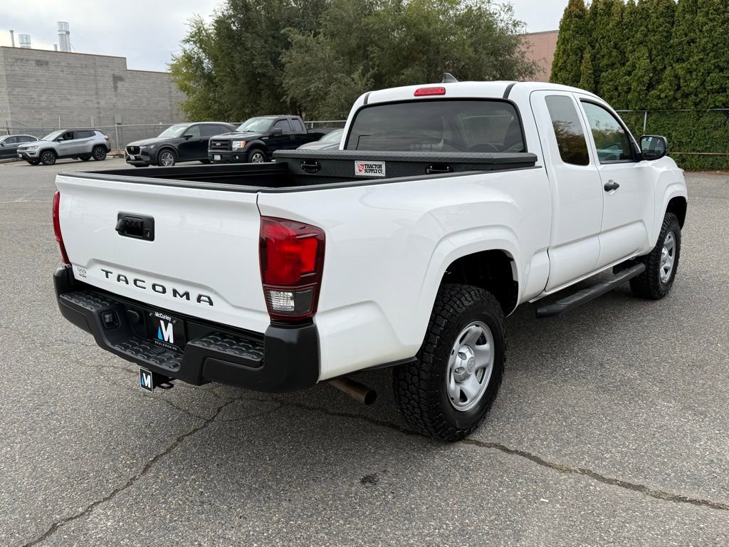 2019 Toyota Tacoma SR photo 3